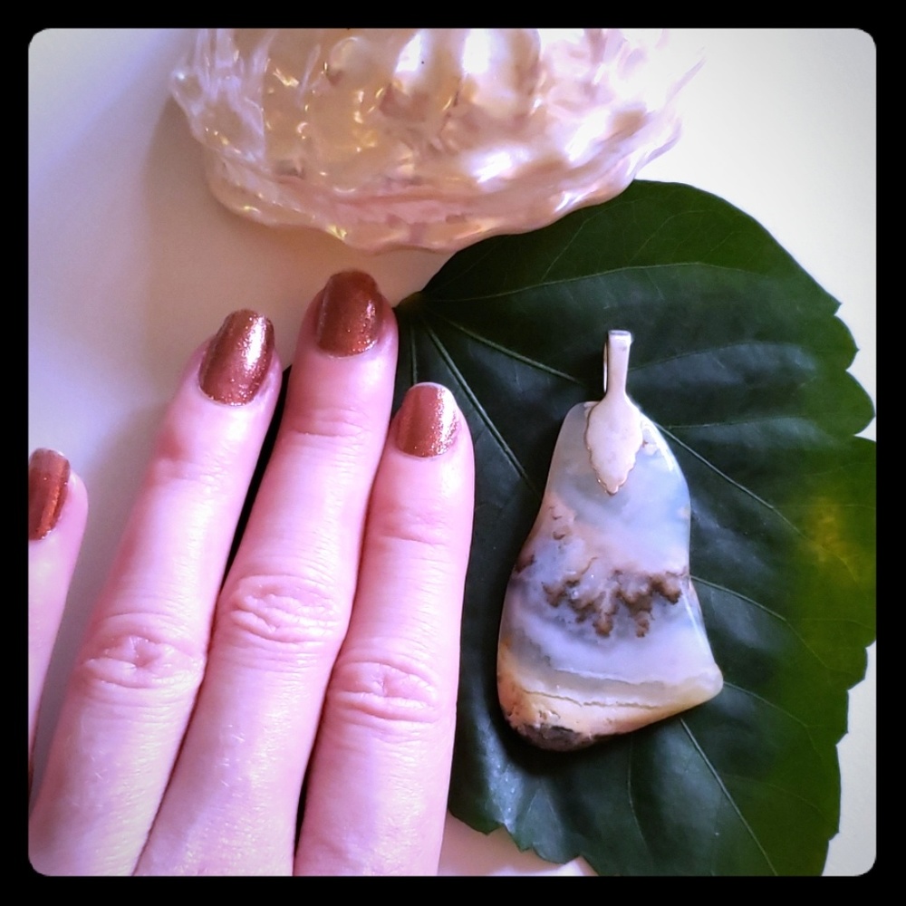 Vintage Sliced Agate Floating Pendent - image 5